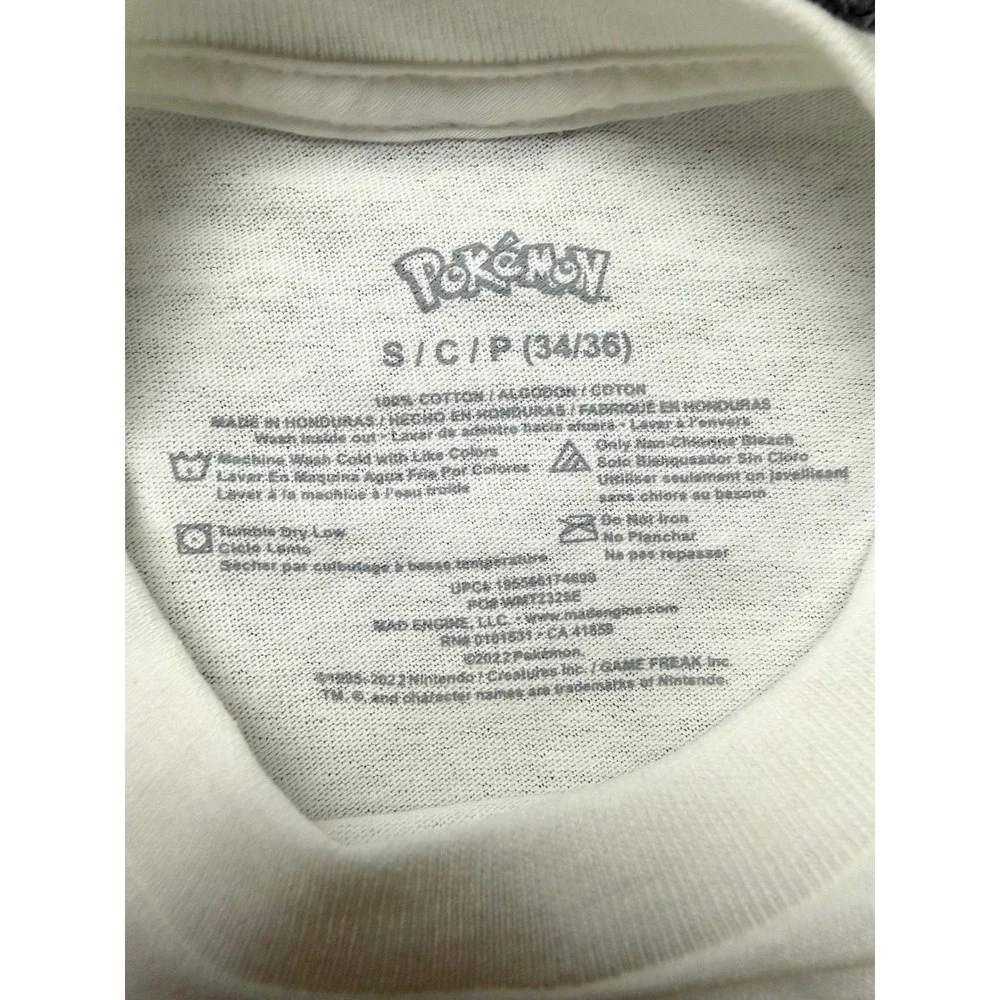 Pokemon Graphic T-Shirt White Small Pikachu Charmander Squirtle Bulbasaur‎ Tee